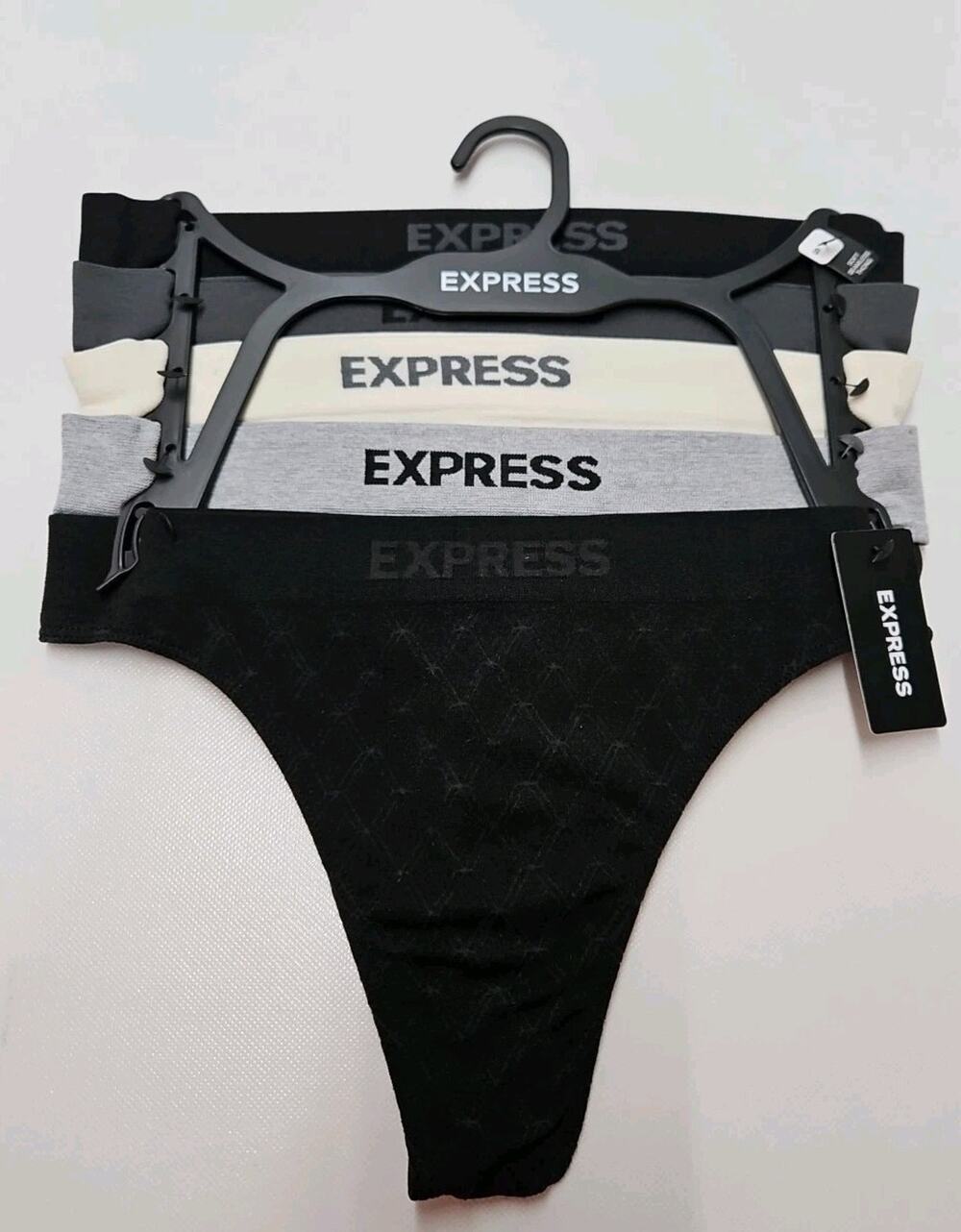 Express Woman's Soft Seamless Thong Multicolor Size Small Multicolor New.